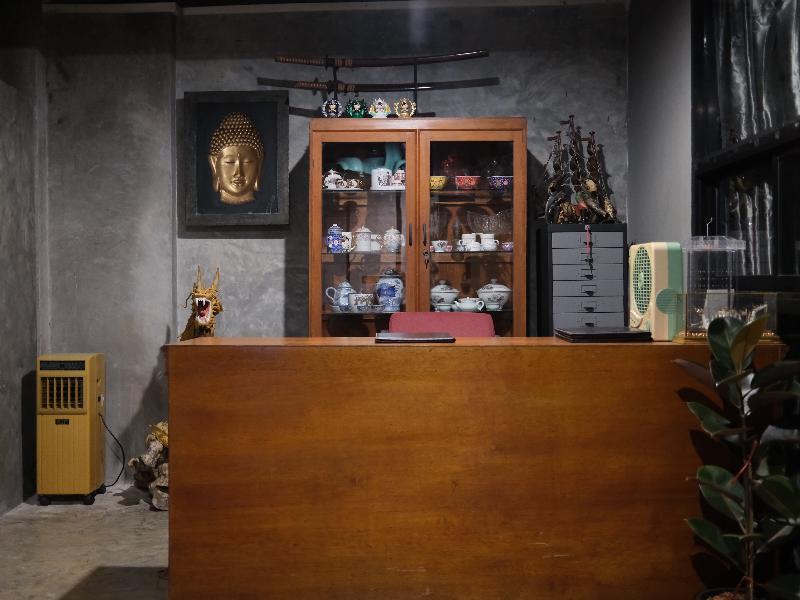 Another High Away Co.,ltd