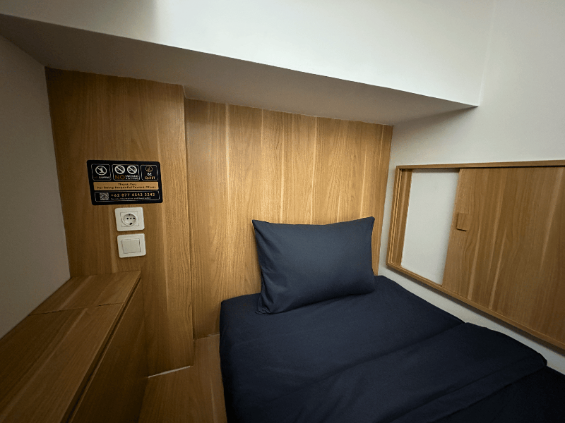 Althia Capsule Quarters image