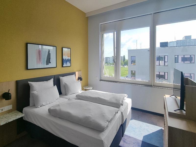 Candlewood Suites Berlin Airport  image