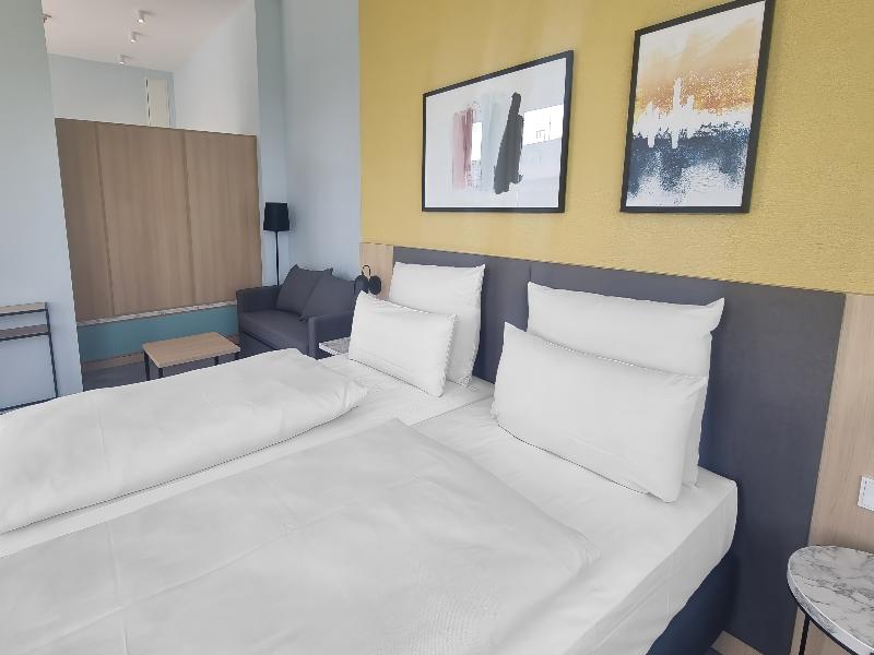 Candlewood Suites Berlin Airport  image