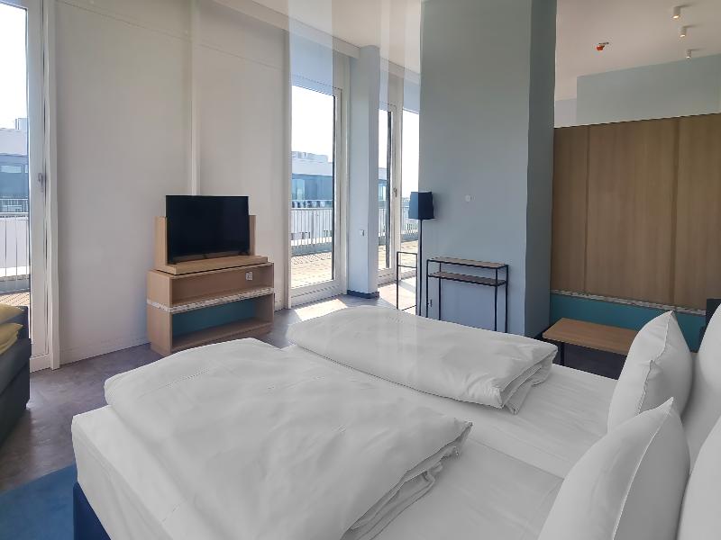 Candlewood Suites Berlin Airport  image