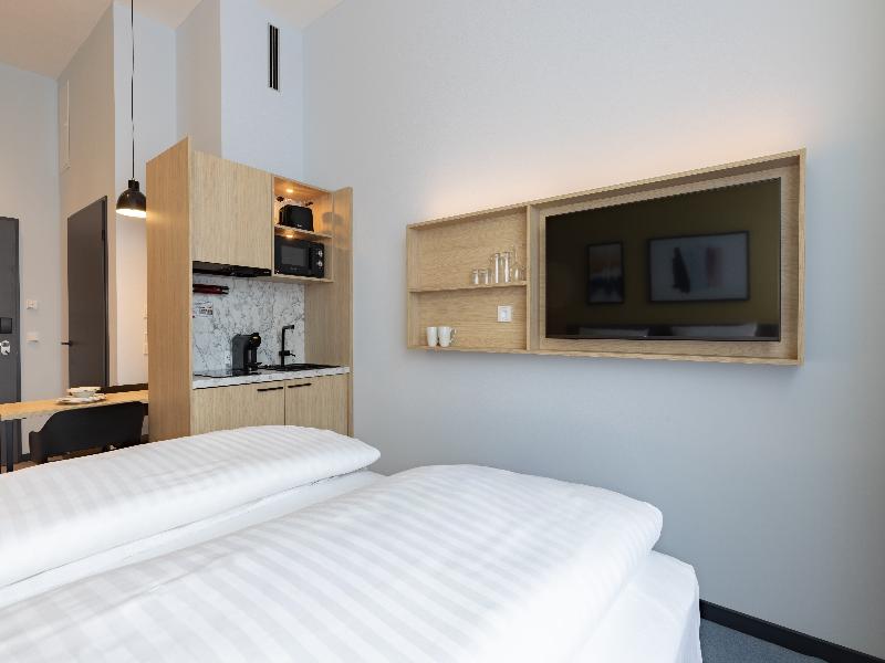 Candlewood Suites Berlin Airport  image