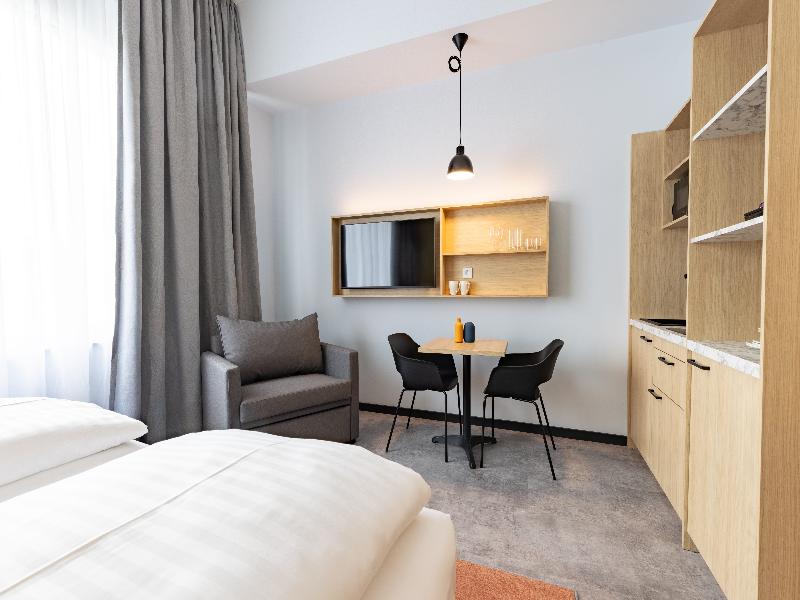 Candlewood Suites Berlin Airport  image