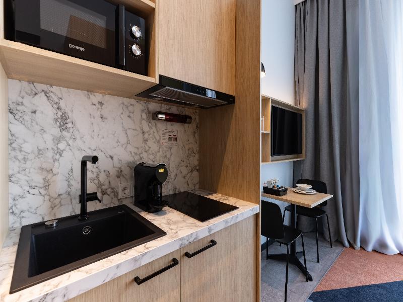 Candlewood Suites Berlin Airport  image