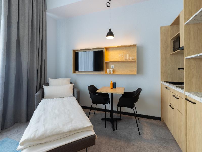 Candlewood Suites Berlin Airport  image