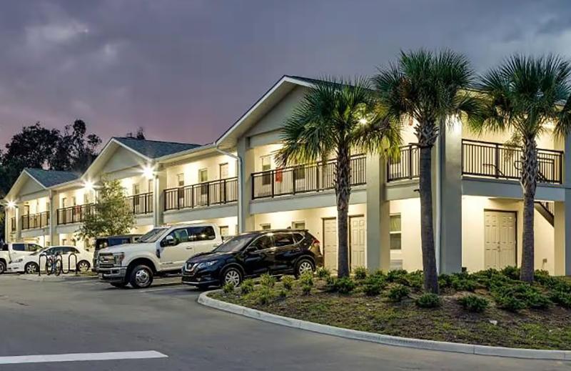Baymont By Wyndham Ocala Suites