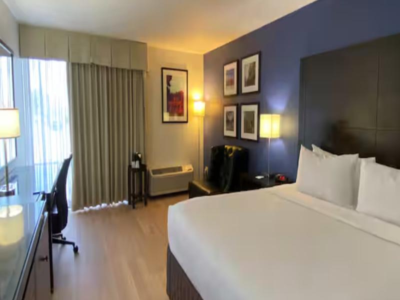 Tryp Wyndham New Orleans Airport &ConferenceCenter image
