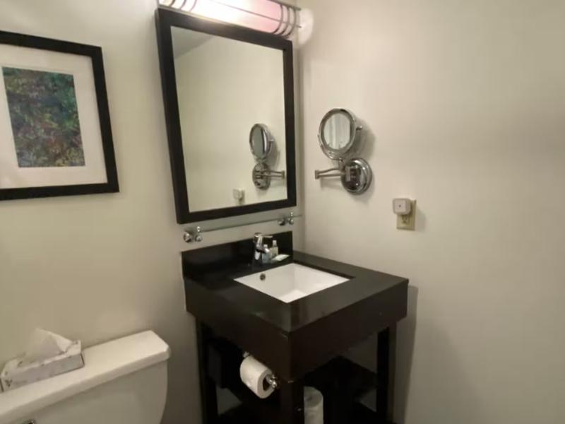 Tryp Wyndham New Orleans Airport &ConferenceCenter image