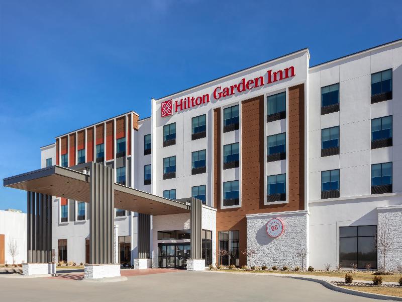 Hilton Garden Inn Hutchinson image