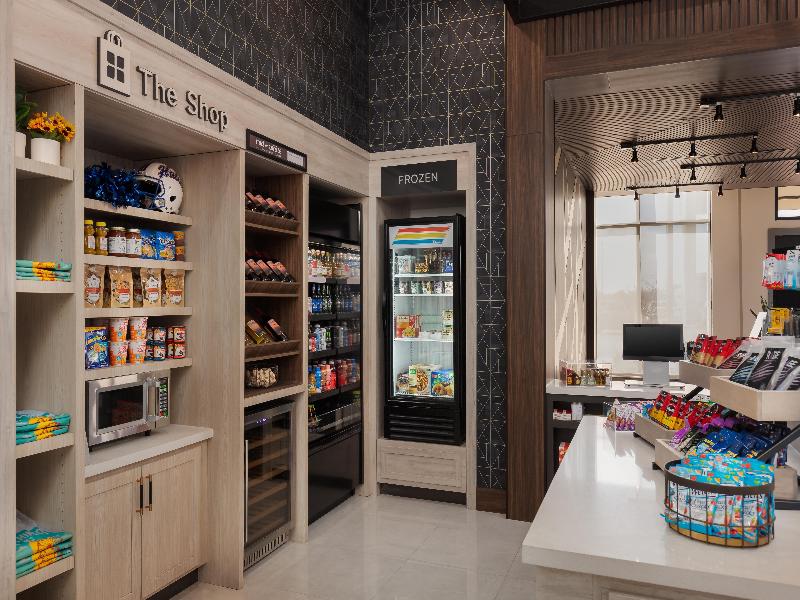 Hilton Garden Inn Hutchinson image