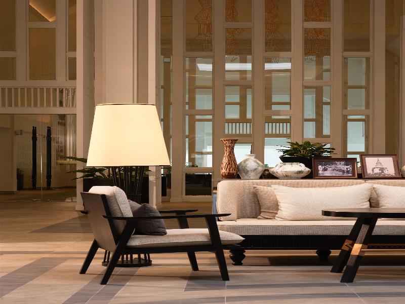 Kahavadi Chiang Rai, Curio Collection by Hilton
