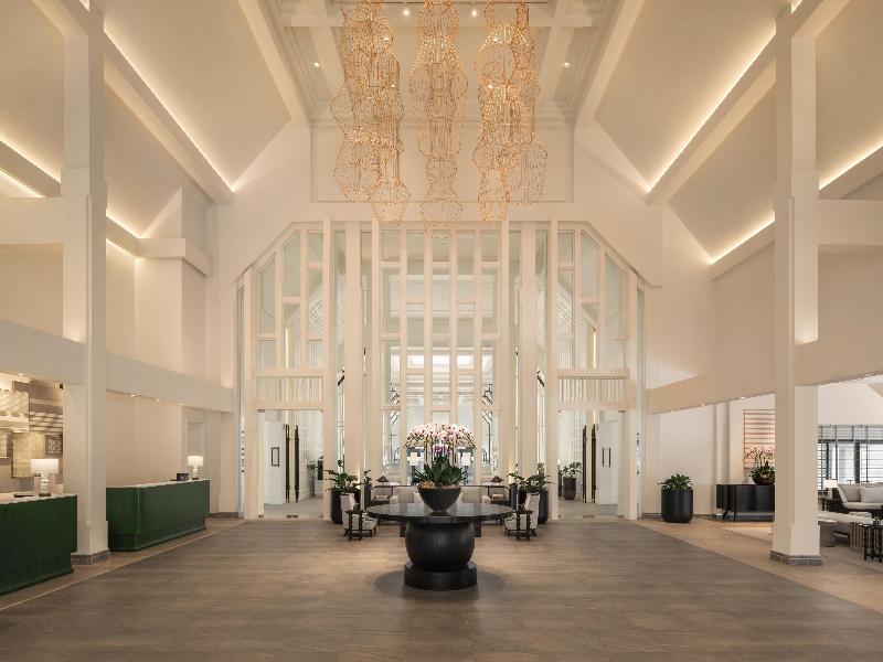 Kahavadi Chiang Rai, Curio Collection by Hilton