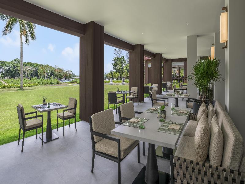 Kahavadi Chiang Rai, Curio Collection by Hilton
