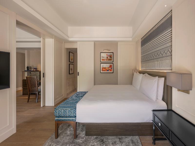 Kahavadi Chiang Rai, Curio Collection by Hilton image