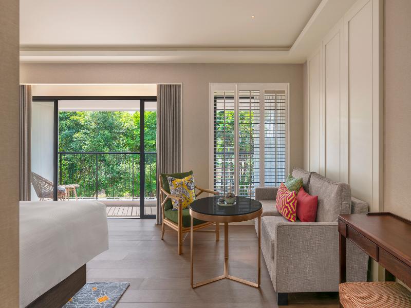 Kahavadi Chiang Rai, Curio Collection by Hilton image