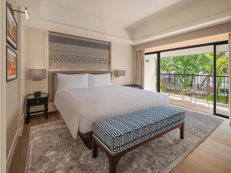 Kahavadi Chiang Rai, Curio Collection by Hilton image
