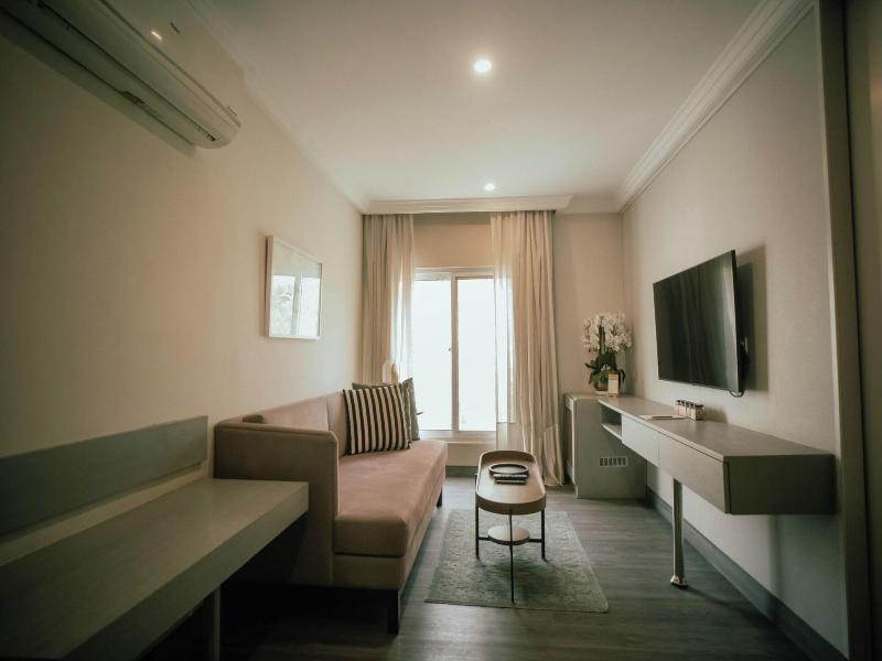 Ambiance Boutique Art Hotel Karachi image