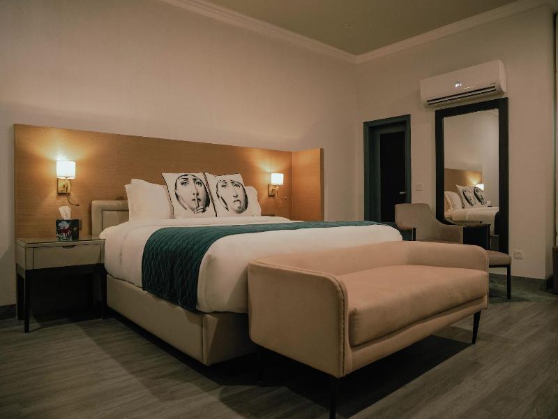 Ambiance Boutique Art Hotel Karachi image