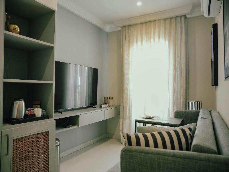 Ambiance Boutique Art Hotel Karachi image