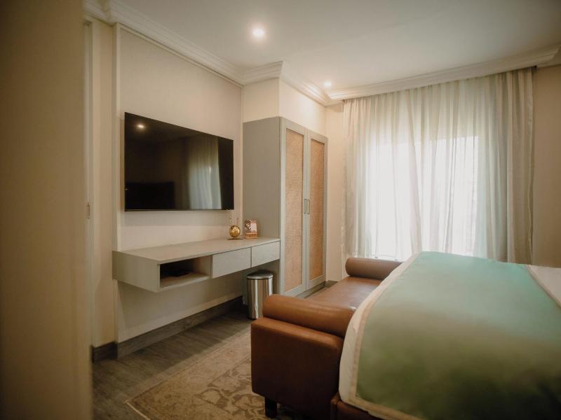 Ambiance Boutique Art Hotel Karachi image