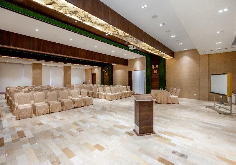 Orchid Hotel Panchgani image