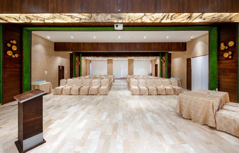 Orchid Hotel Panchgani image