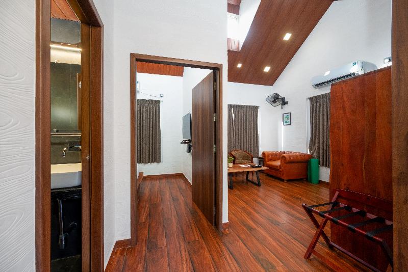Orchid Hotel Panchgani image