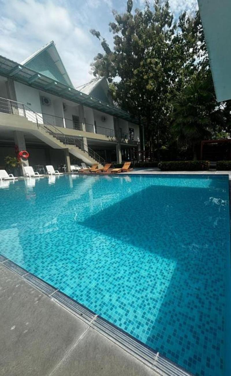 Hotel Puerto Triunfo image