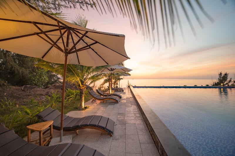La Costa Resort Quy Nhon image