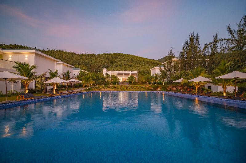 La Costa Resort Quy Nhon image