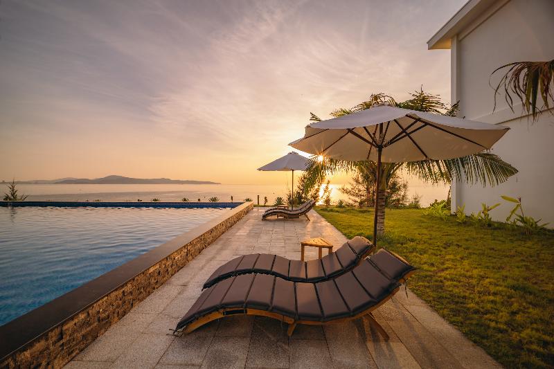 La Costa Resort Quy Nhon image