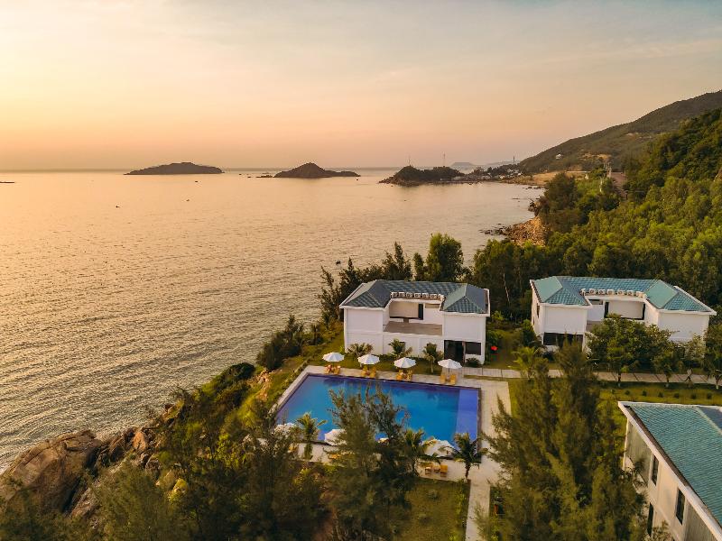 La Costa Resort Quy Nhon image