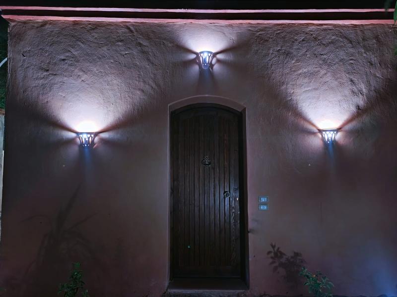 Eljuneina Villas image