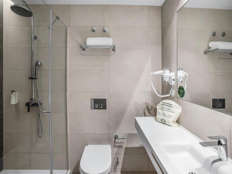 B&B HOTEL Porto Gaia image