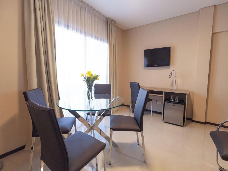 Hotel Telepostal Congreso image