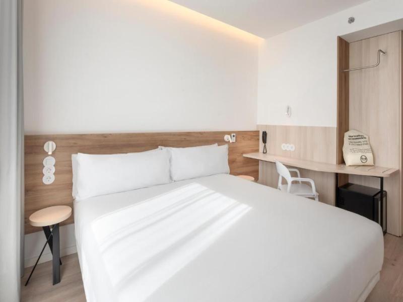 B&B Hotel Setúbal Bonfim image