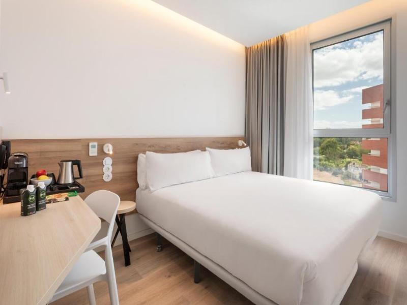 B&B Hotel Setúbal Bonfim image