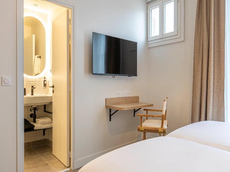 Dantan Hotel image