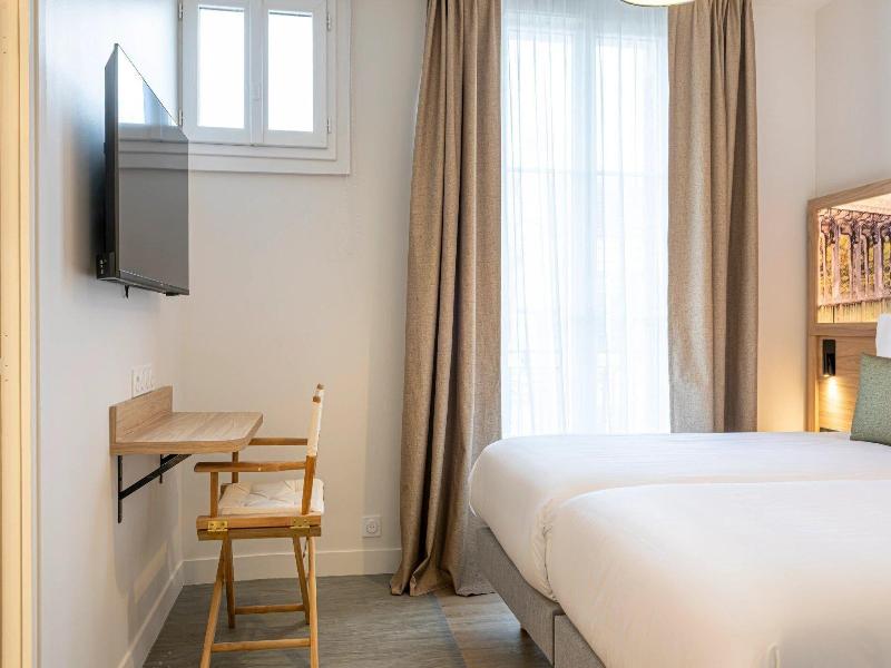 Dantan Hotel image
