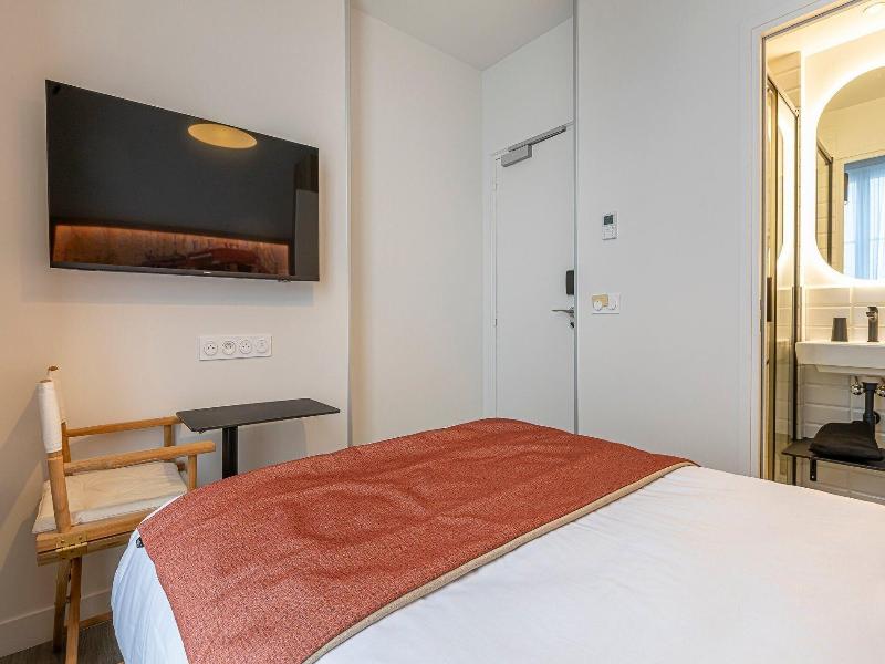 Dantan Hotel image