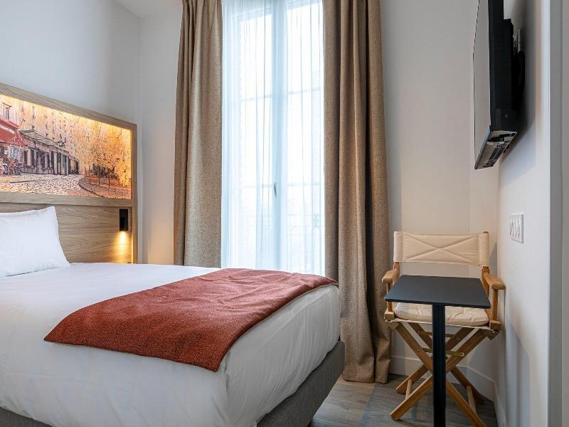 Dantan Hotel image
