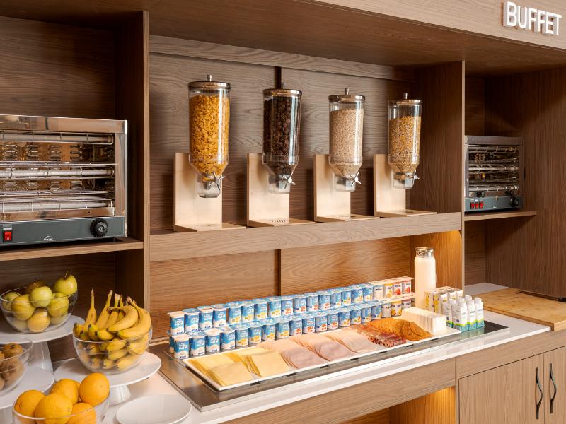B&B Hotel Lisboa Aeroporto image