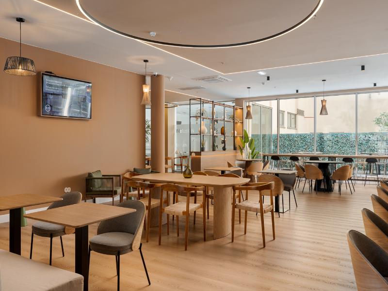 B&B Hotel Lisboa Aeroporto image