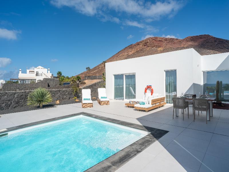 Ereza Hoopoe Villas