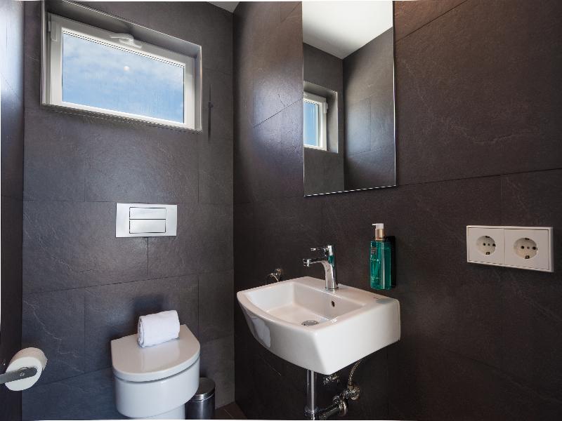 Ereza Hoopoe Villas image