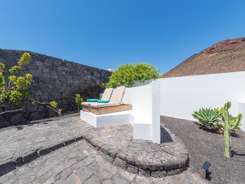 Ereza Hoopoe Villas image
