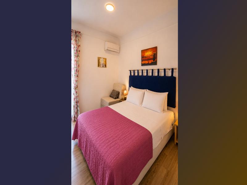 Karavaki Apartments image