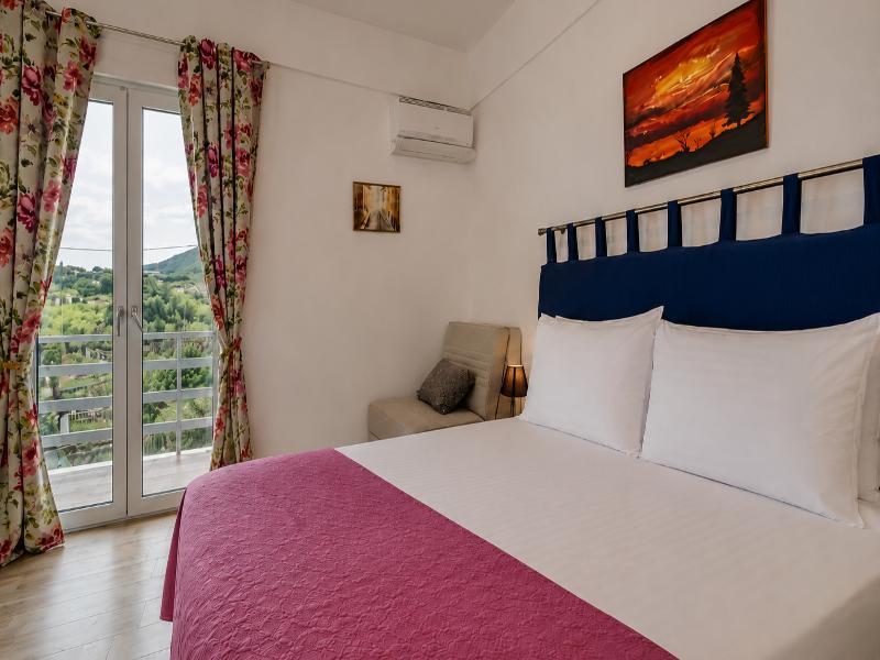 Karavaki Apartments image