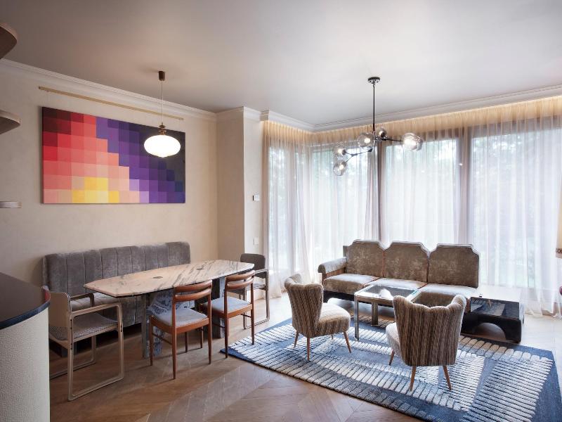 Room12 image
