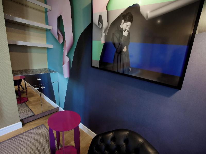 Room12 image
